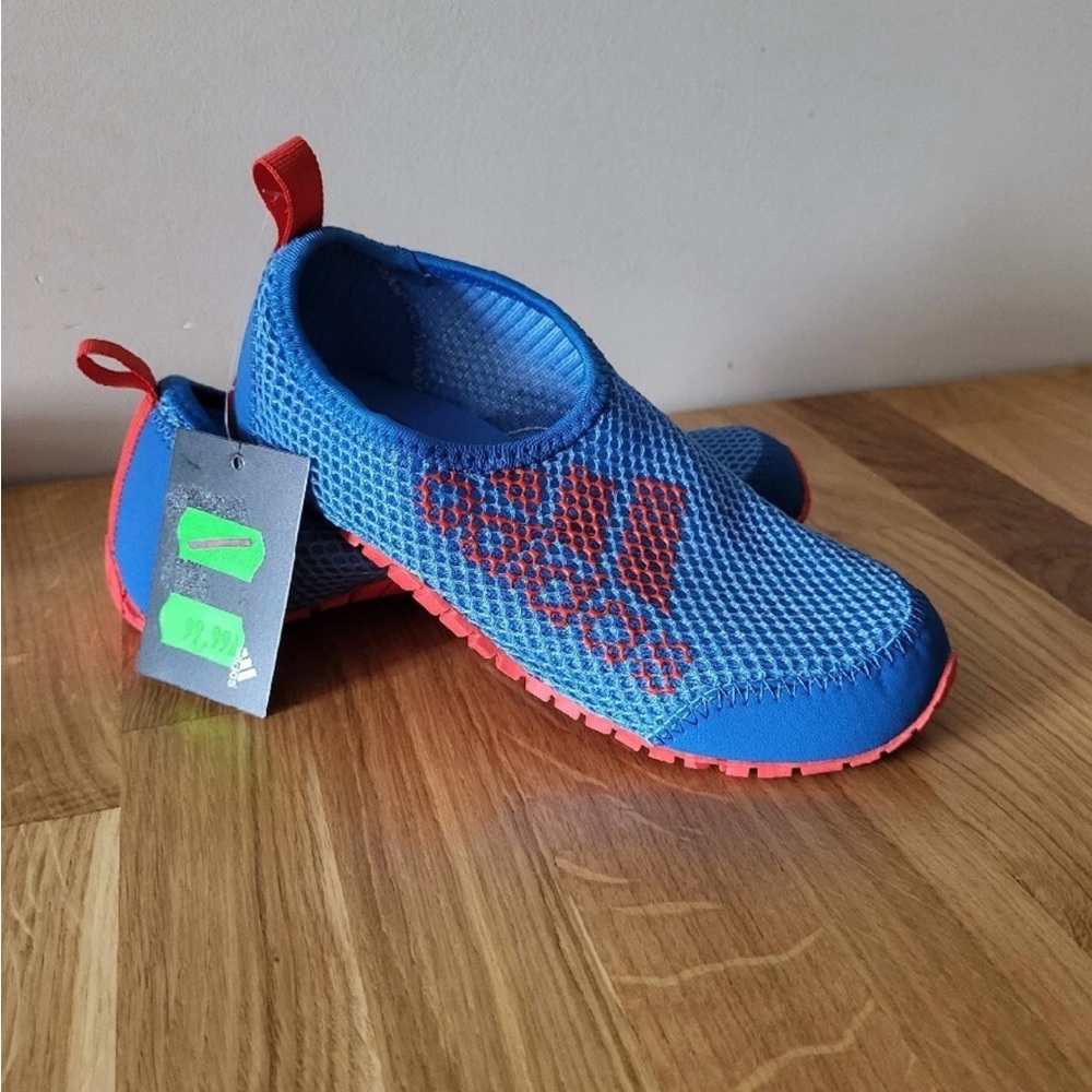 Adidas Kurobe K BR Watershoe. Size 1 - Picture 1 of 3